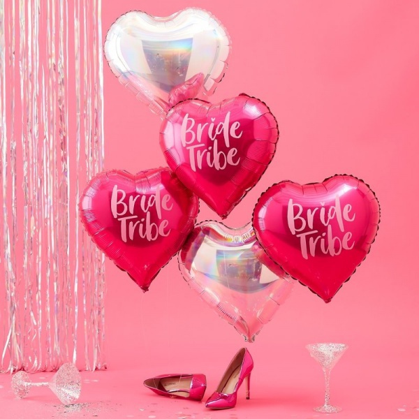 Sada růžových a holografických balónků  "Bride to Be"