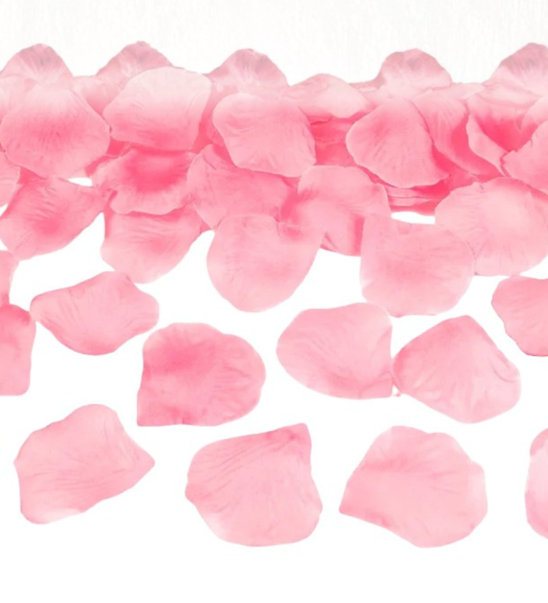 Okvětní lístky růží - světle růžové